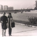 048 Misa i Marija u Skoplju na obali Vardara